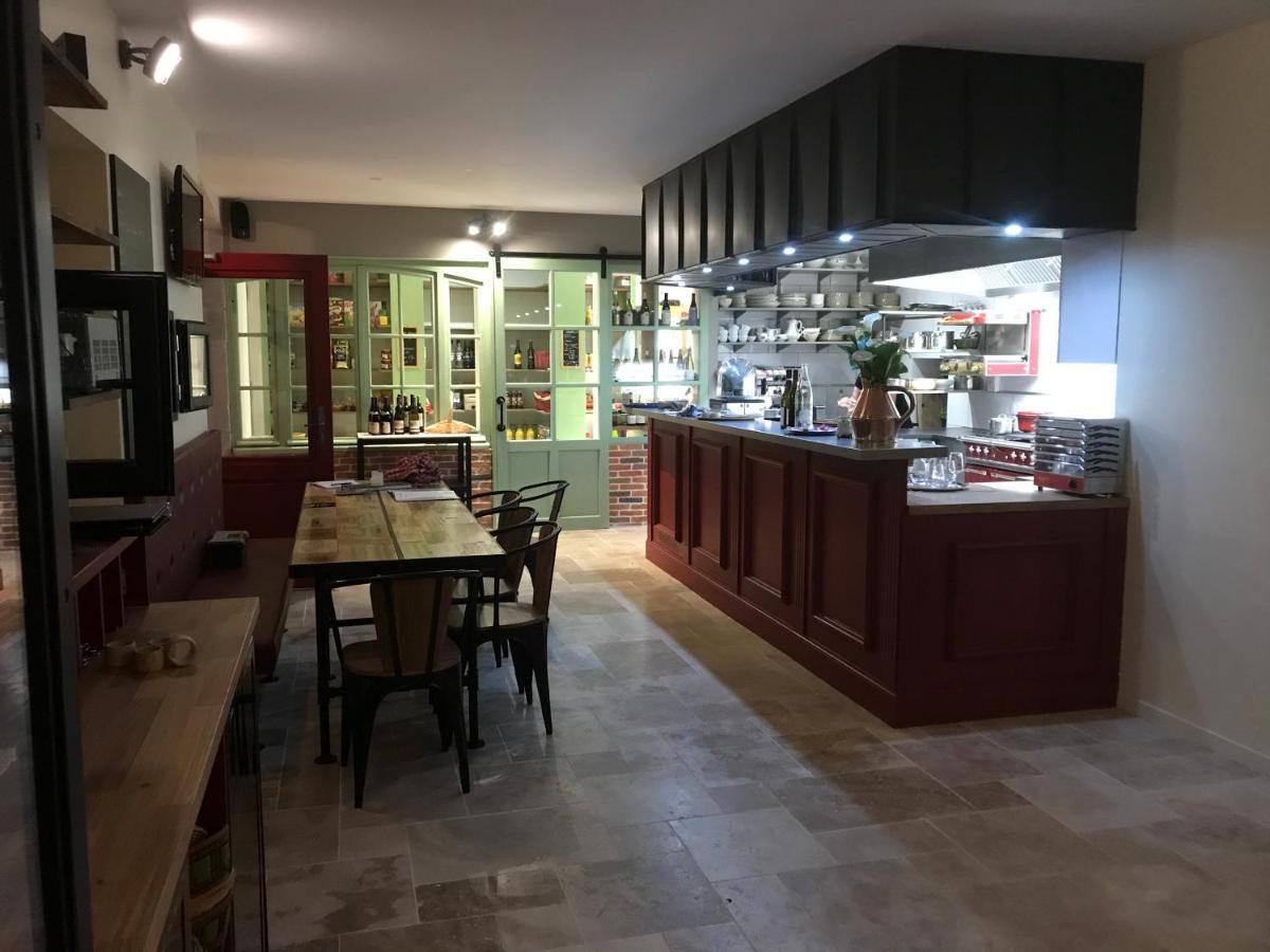Отель L'Aubergiste Corcelles-les-Arts Экстерьер фото