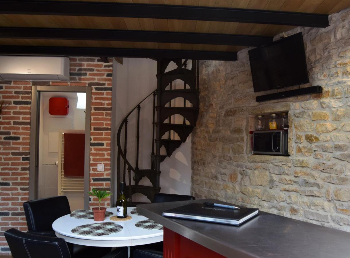 Отель L'Aubergiste Corcelles-les-Arts Экстерьер фото